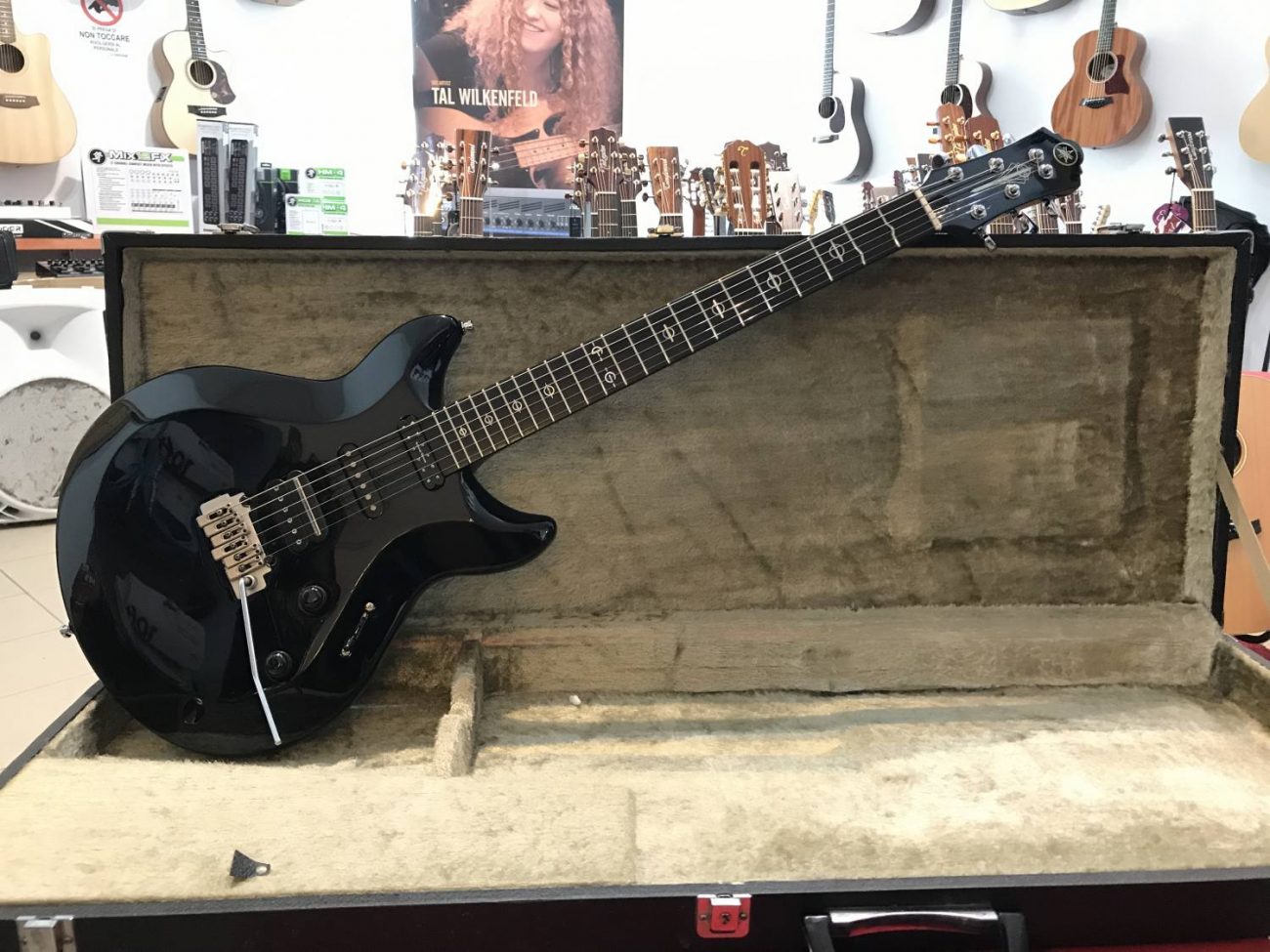 Yamaha AES-FG Frank Gambale Signature - Chitarra Elettrica | Gas