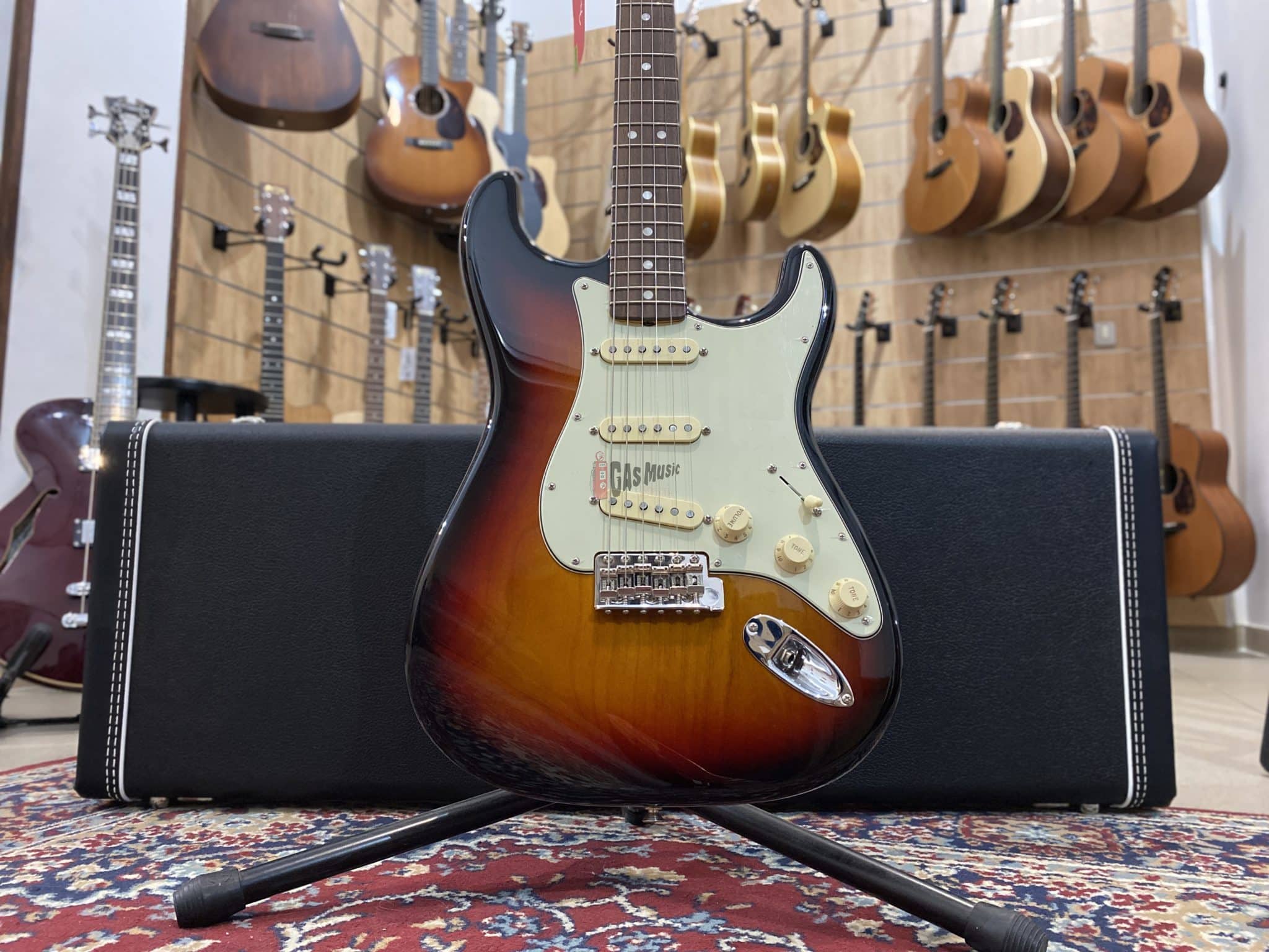 Fender American Original 60 Stratocaster, Rosewood Fingerboard, 3