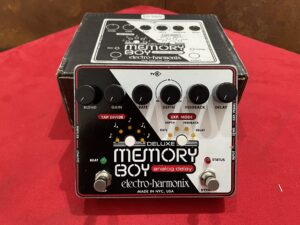ELECTRO HARMONIX Deluxe Memory Boy (SPEDIZIONE GRATUITA)