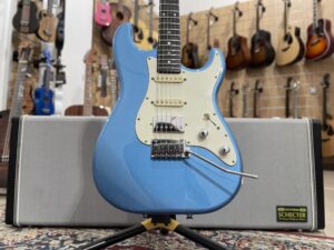 Schecter USA Custom Shop Traditional Route 66 Santa Monica HSS Deep Ocean Blue